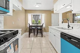 4211 Thunder Bay Dr, Pasadena, TX 77504 - Photo 9