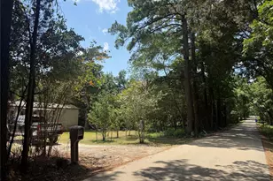 10161 Pollard Rd, Willis, TX 77318 - Photo 3