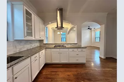 615 W 27th Street #B, Houston, TX 77008 - Photo 1