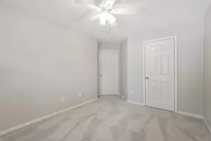 35 N York Gate Ct, The Woodlands, TX 77382 - Photo 37