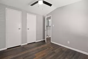 2222 N Austin Ave, Pearland, TX 77581 - Photo 19