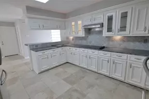 8003 Oakwood Forest Dr, Houston, TX 77040 - Photo 21