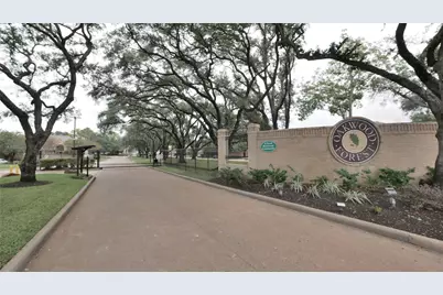 8003 Oakwood Forest Drive, Houston, TX 77040 - Photo 45