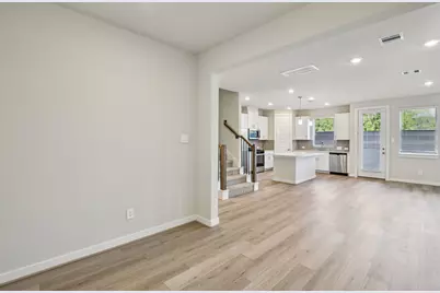 3213 Quiet Sunset Drive, Houston, TX 77080 - Photo 3