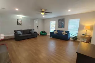 9711 Ebb St, Houston, TX 77089 - Photo 5