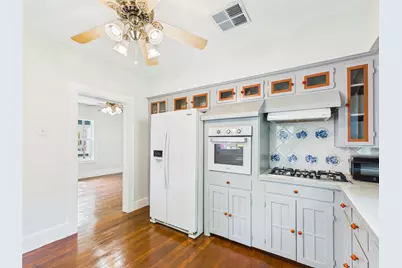 314 W Sidnor Street, Alvin, TX 77511 - Photo 9