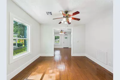 314 W Sidnor Street, Alvin, TX 77511 - Photo 25