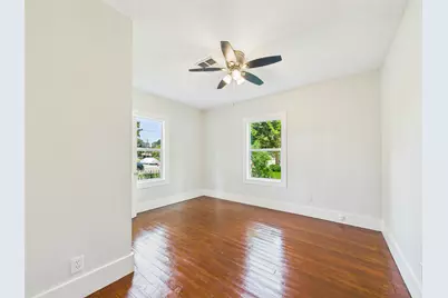 314 W Sidnor Street, Alvin, TX 77511 - Photo 15