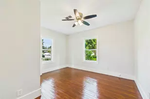 314 W Sidnor St, Alvin, TX 77511 - Photo 15