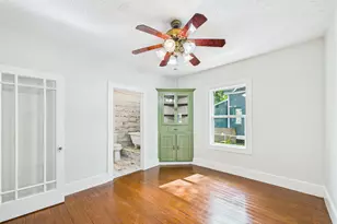 314 W Sidnor St, Alvin, TX 77511 - Photo 23