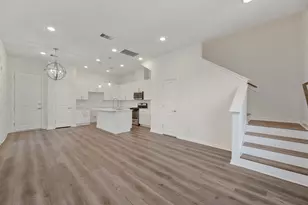 102 E 44th St, Houston, TX 77018 - Photo 3