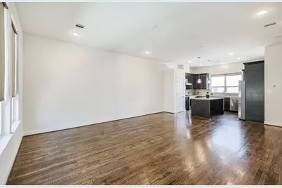 946 W 18th Street, Houston, TX 77008 - Photo 9
