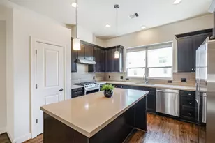 946 W 18th St, Houston, TX 77008 - Photo 15