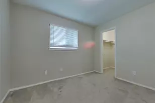 2706 King James Ct, Webster, TX 77598 - Photo 9