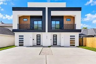 8220 Gladstone St, Houston, TX 77051 - Photo 1