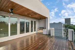 1320 Eberhard St, Houston, TX 77019 - Photo 43