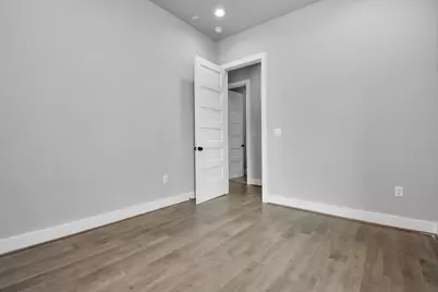1320 Eberhard Street, Houston, TX 77019 - Photo 27