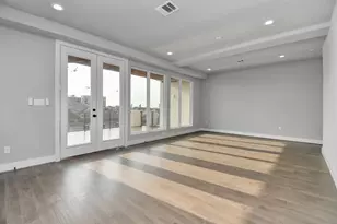 1320 Eberhard St, Houston, TX 77019 - Photo 39