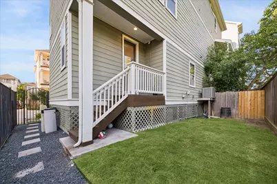 1165 Beasley Hills Lane, Houston, TX 77008 - Photo 5