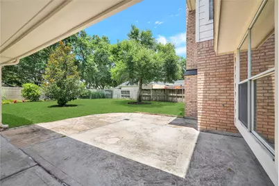 12506 Whispering Sands Court, Houston, TX 77041 - Photo 37