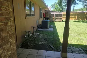 5006 Timber Ridge St, Baytown, TX 77521 - Photo 5