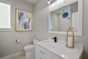 8474 Berry Green Ln, Houston, TX 77022 - Photo 15