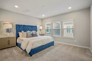 8474 Berry Green Ln, Houston, TX 77022 - Photo 7