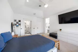 817 W 19th St, Houston, TX 77008 - Photo 13