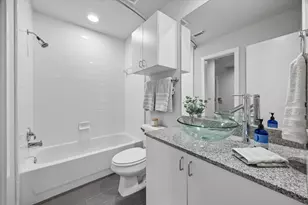 2009 Mason St, Houston, TX 77006 - Photo 17