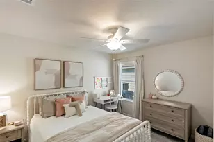 1310 Kingsgate Dr, Bryan, TX 77807 - Photo 19