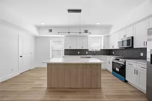 801 E 32nd 1/2 St, Houston, TX 77022 - Photo 19