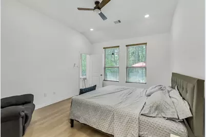 2227 Dellwood Bay Lane, Pinehurst, TX 77362 - Photo 17