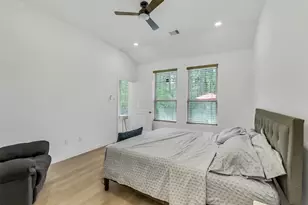 2227 Dellwood Bay Ln, Pinehurst, TX 77362 - Photo 17