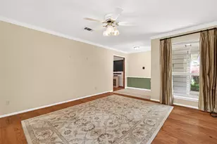 737 Holly Springs Dr, Conroe, TX 77302 - Photo 9