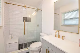 17006 Enchanted Cir E, Sugar Land, TX 77498 - Photo 19