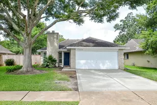 17006 Enchanted Cir E, Sugar Land, TX 77498 - Photo 1