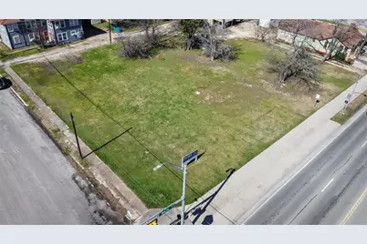 703 N Main Street, Taylor, TX 76574 - Photo 15