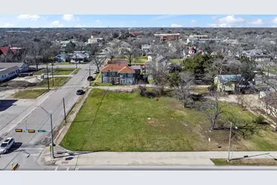703 N Main Street, Taylor, TX 76574 - Photo 13
