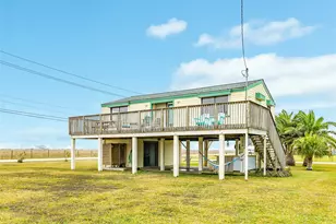 16725 Captain Bligh Rd, Jamaica Beach, TX 77554 - Photo 7