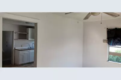 6717 Avenue H #2, Houston, TX 77011 - Photo 1