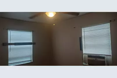 6717 Avenue H #2, Houston, TX 77011 - Photo 9