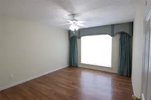 12430 Brook Meadows Ln, Stafford, TX 77477 - Photo 15