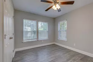 223 W Adoue St, Baytown, TX 77520 - Photo 13