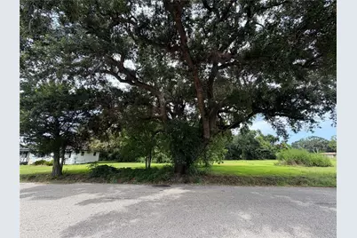 000 W Miller Street, Angleton, TX 77515 - Photo 5