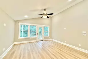 63 Heatley Dr, Trinity, TX 75862 - Photo 5