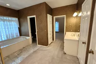 104 April Wind Dr S, Conroe, TX 77356 - Photo 23