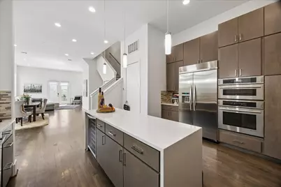 309 Peden Street Street, Houston, TX 77006 - Photo 11