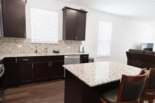 310 Appaloosa Dr, Alvin, TX 77511 - Photo 11