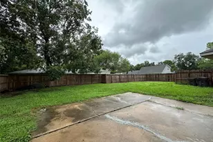 1937 Arcadia Dr, Sugar Land, TX 77498 - Photo 33