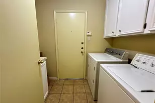1937 Arcadia Dr, Sugar Land, TX 77498 - Photo 31